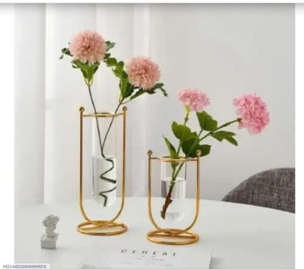Beautiful Golden Metal Vase - 1 Pc Elegant Home Decor