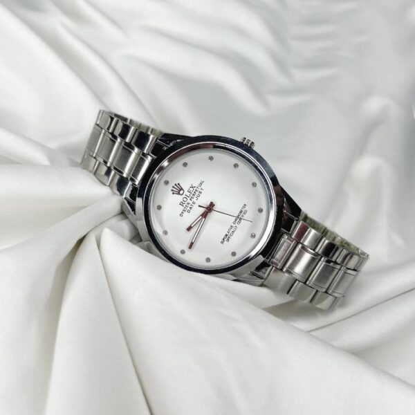 Rolex Chain Watch With a Special Box